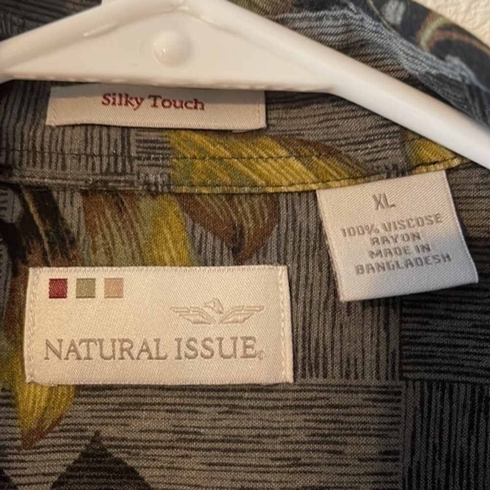 Natural Issue - Picture 4 of 7